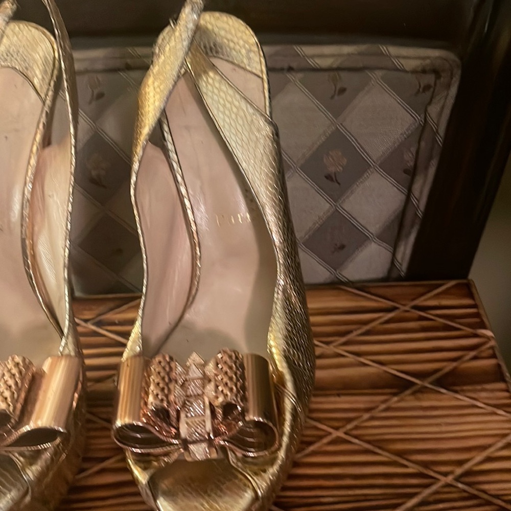 Gold louiebaton heels